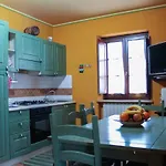 San Costanzo Vacanze 公寓