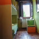 San Costanzo Vacanze 公寓 *